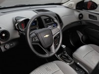 Chevrolet Aveo 2012 photo