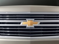 Chevrolet Suburban photo