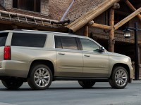 Chevrolet Suburban photo